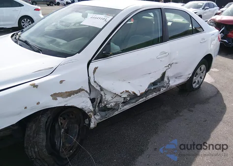 2008 Toyota Camry из США, поврежденный, VIN 4T1BE46KX8U754355